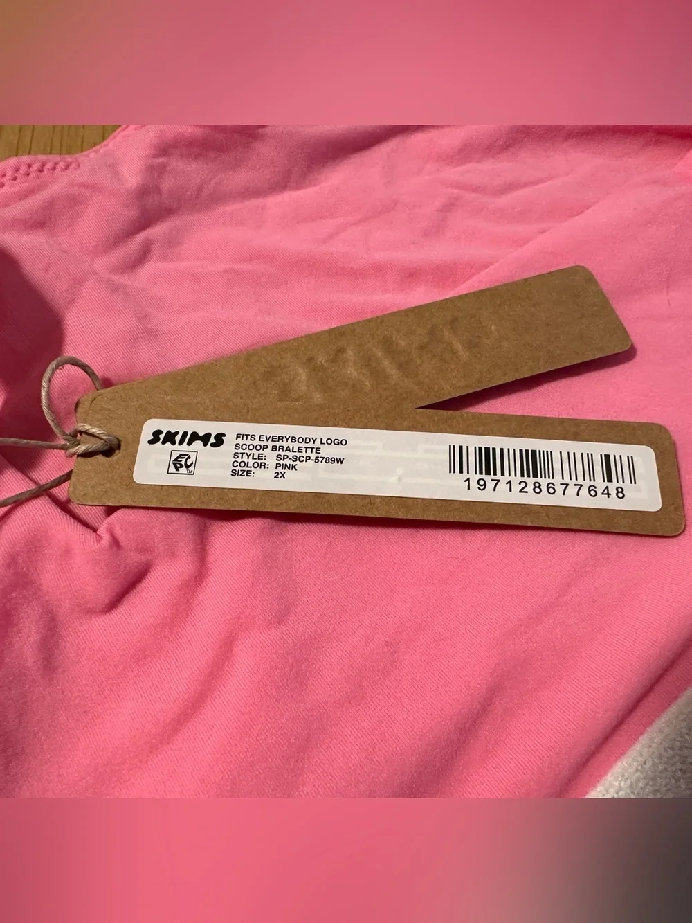 NWT_SKIMS Fits Everybody Logo Scoop Bralette